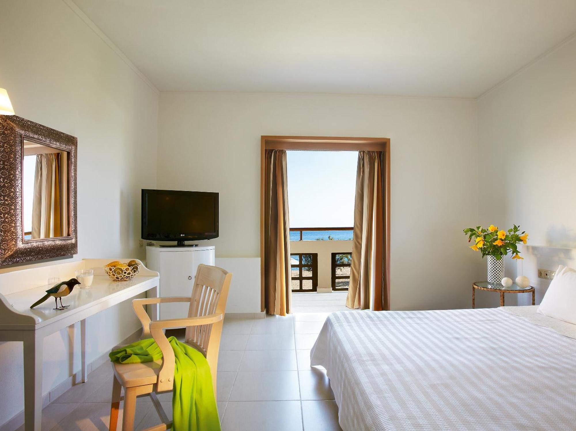 Grecotel Meli Palace Sissi Екстериор снимка